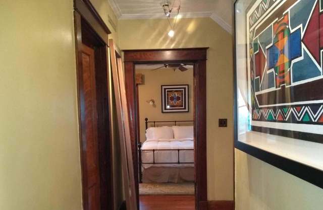 Art Deco Spacious Luxury Living
