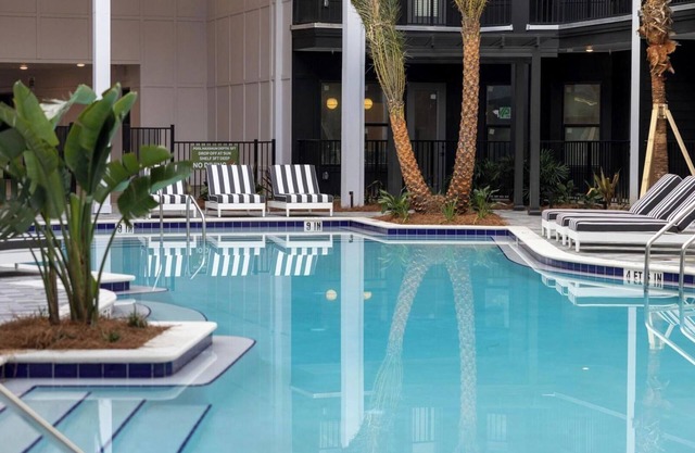 Artea 1BD 1 - One Bedroom Apartment, Sleeps 2