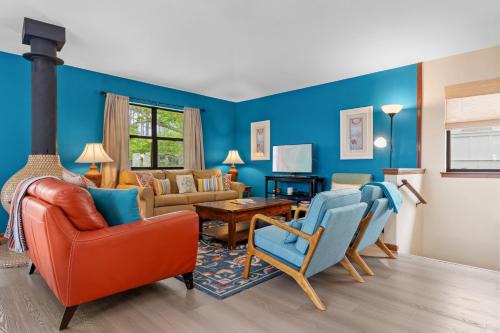 As You Like It by AvantStay Steps to Beach Bikes Sleeps 18