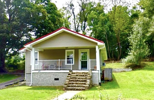 Asheville Convenience Cottage Charm - #Badkittycottage