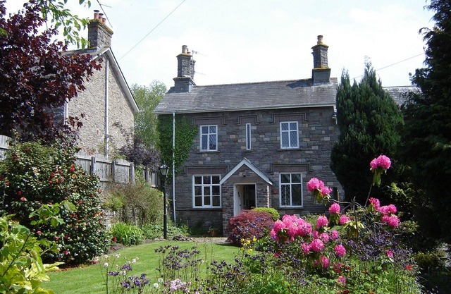 Ashfield cottage in Crickhowell with views of Usk Valley,and Brecon Beacons.