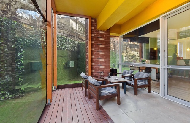 Asteri Garden & Terrace Apartment
