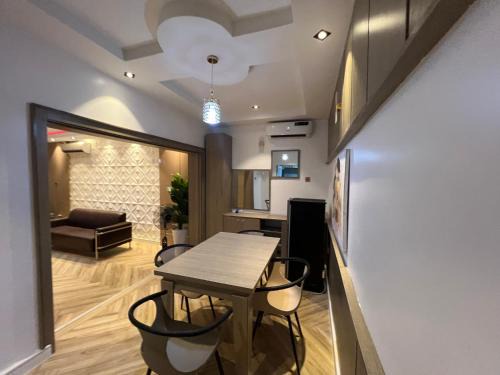 Aston Luxury Apartments