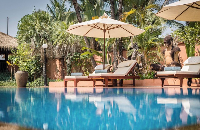 Athakon House - Exclusive Traditional Style 7 Bedrooms Villa