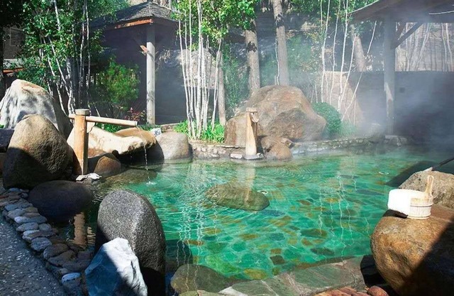 ATRIUM FENGZHU HOMESTAY