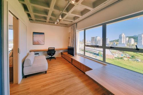 Atrium Studios by Xtay – Estúdios modernos, bem localizados e a 9min da Arena Opus