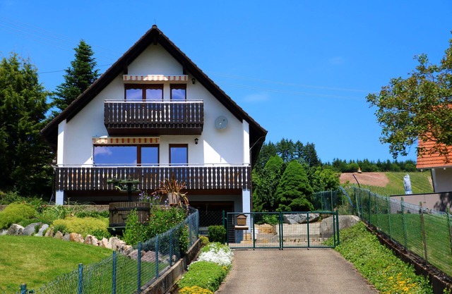Attic apartment with 55sqm, 2 bedrooms, 1 living/bedroom for max. 5 persons