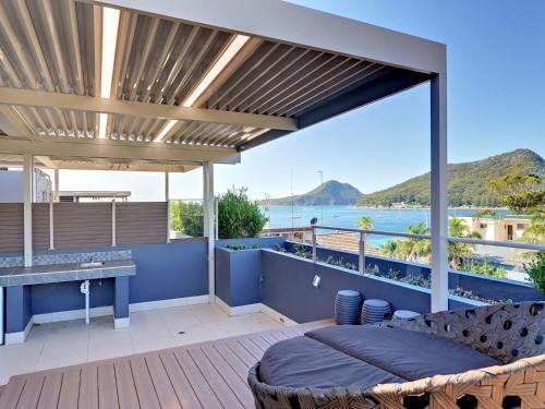 Aura Apartments Unit 12 59 Shoal Bay Road