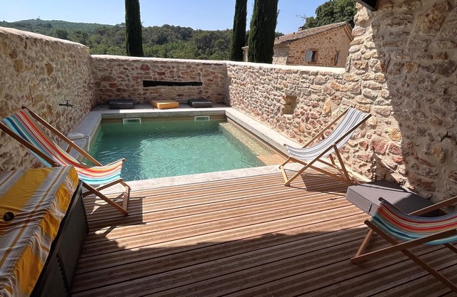 Authentic House, near Uzès, amazing view