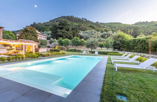 Authentic Luxury Retreat with Private Pool
