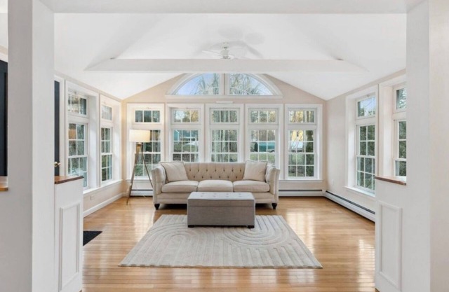 Available now only for summer! Charming 4-bedroom house in desired Falmouth.