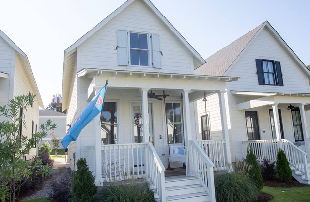 Available S.Carolina and Citadel. Charming new construction 2-bedroom The Lamar.