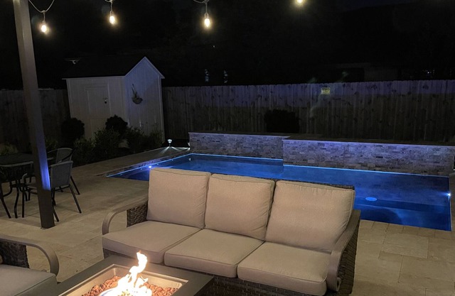 Avondale Retreat-Private Home with Heated Pool