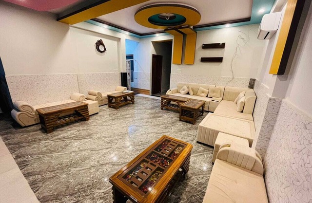 Awadh Hotel