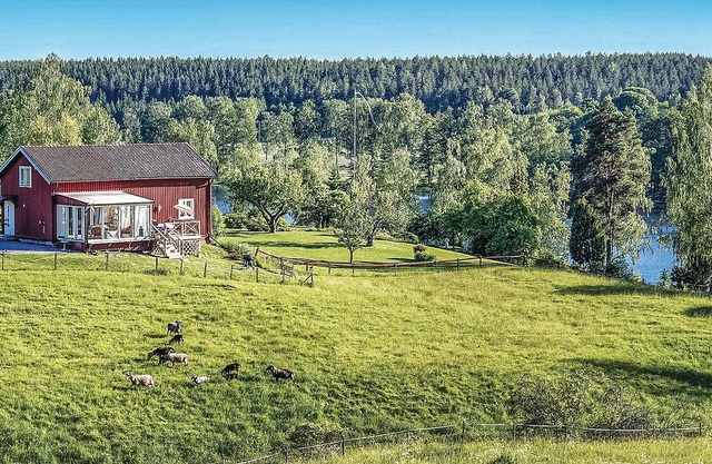Awesome home in Stjänrhov with WiFi