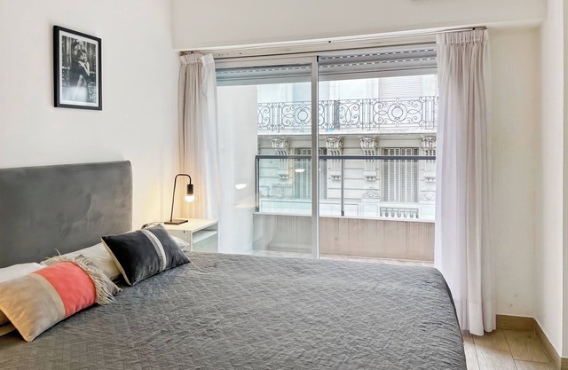 Ayres Suites Saenz Peña