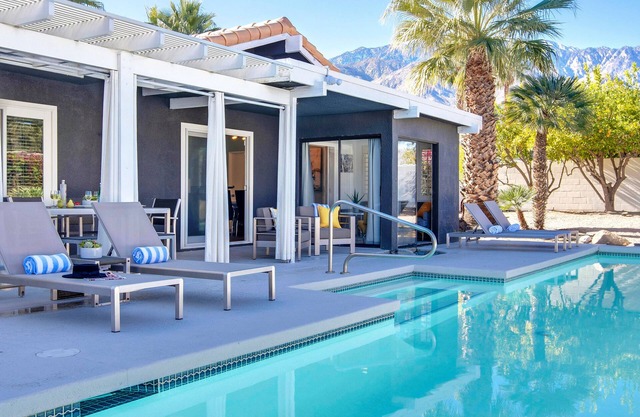 Azure Oasis - Fabulous Resort-Style Yard! Stunning Mountain Views!
