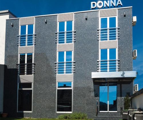 B&B Donna