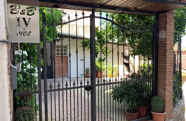 B&B IV Vico