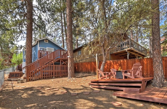 Babbs Getaway Big Bear w Patio Balcony