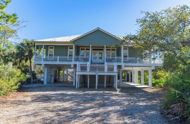Back on the Rental Market! Dog-Friendly, 4BR/4BA w/Pool!