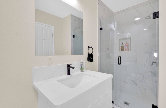 BackpackersApartment/1B1B/FreeWi-Fi/Free Coffee