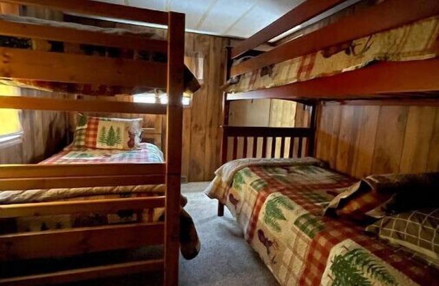 Backwoods Hideaway.nIts Fo-Rest, Relaxation, & Smore