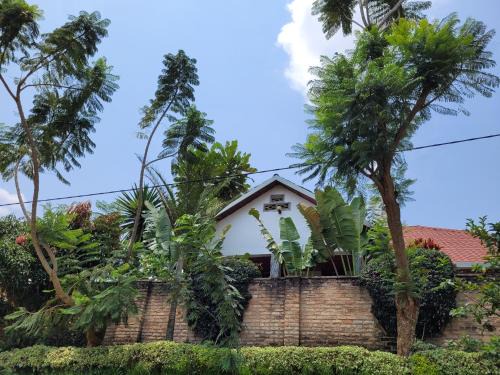 BahEJ House