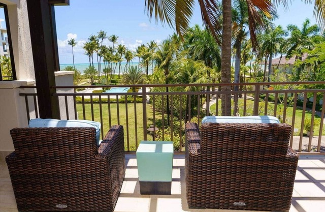 Bahia Beach Steps from Ocean 3BDRM- Ocean View