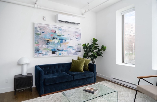 BAKAN Gem in the city : MODERN 1BD in Old Mtl/DT