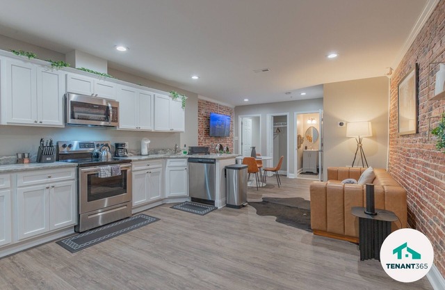 Baltimore's Best Home Away From Home by RedAwning
