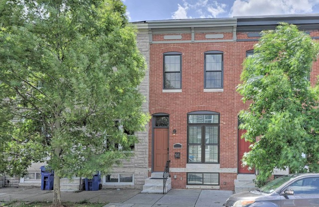 Baltimore Townhome, Walk to Patterson Park!