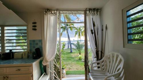 Bamboo on the beach - Spacious beachfront studio