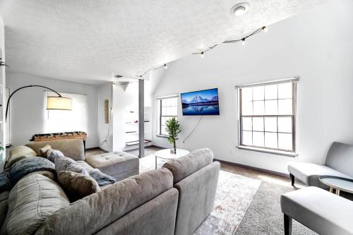 Bamboo Retreat- Private Parking -New Reno -Central