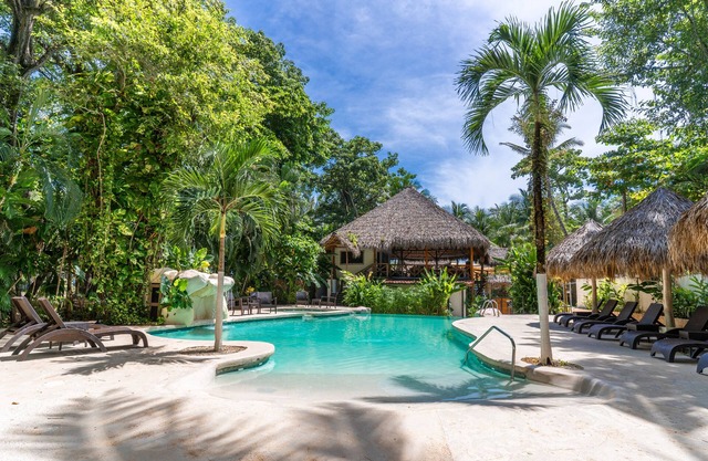 Banana Beach Hotel