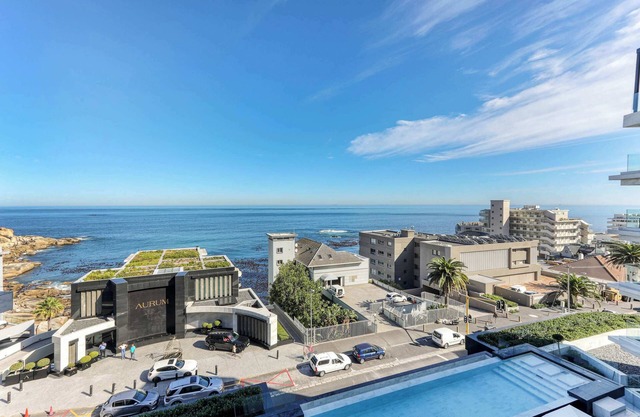 Bantry Bay Allure - Luxury Apt with the best views