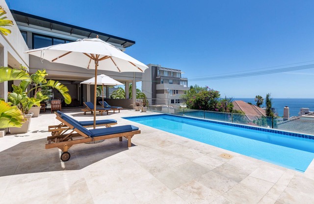 Bantry Retreat luxury guest house, Queen Suite 1