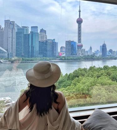 Banyantree Shanghai On the Bund - Tales rooftop bar boasts a jaw-dropping panoramic vista