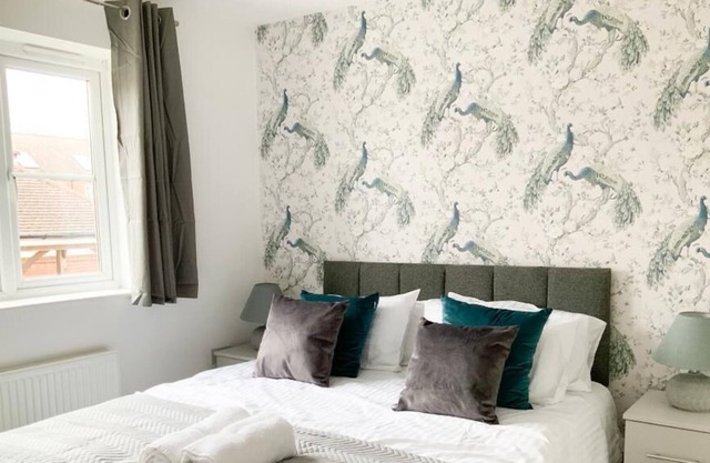 Barley house - Great 3 bedroom house in Andover with free parking.