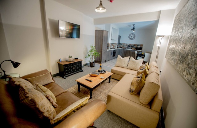 Barnston House - Private , Parking , Dogs welcome