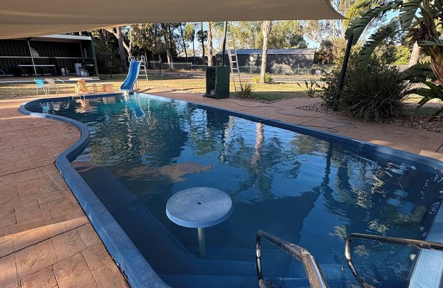 Barossa Valley rural escape with s/c studio, swimming pool & beautiful views