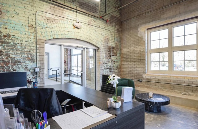 Barsala l Chic 3BD Retreat: Historic Mill Comfort