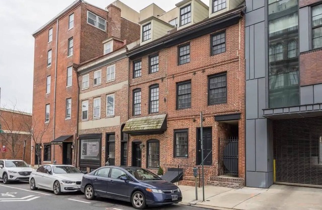 Barstool Sports City Mansion w Roof Deck