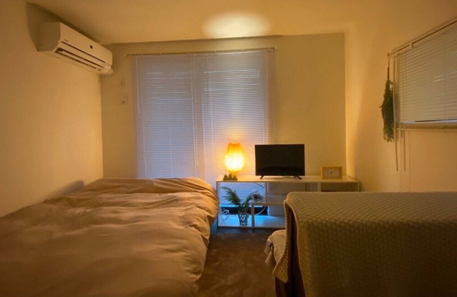 Base Hanegi Apartment