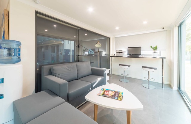 Batavia Apartment