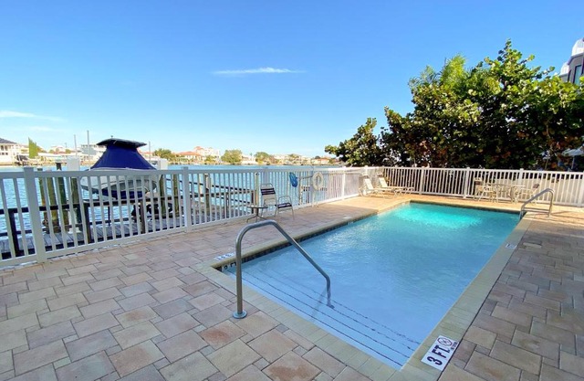 Bay Harbor 401
