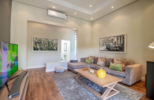Bayhill Terrace 17 by CTHA