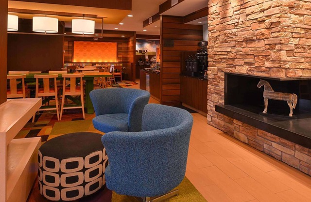 Baymont by Wyndham St. Charles