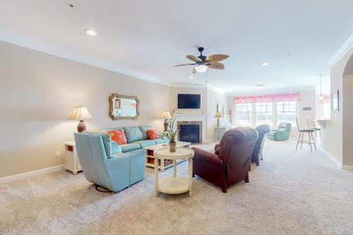 Bayside Resort - 31738 Lakeview Dr #202A