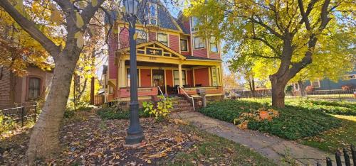 BBQ Pets Welcome 5BR for 12 3 Bathrooms